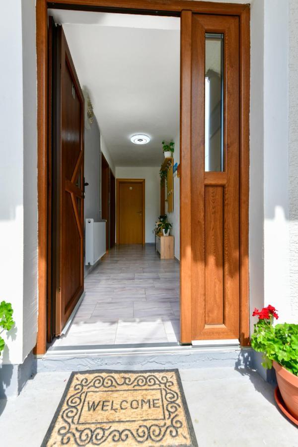 Apartman Plum Plitvice Dreznik Grad ภายนอก รูปภาพ