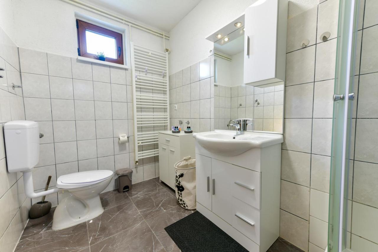 Apartman Plum Plitvice Dreznik Grad ภายนอก รูปภาพ